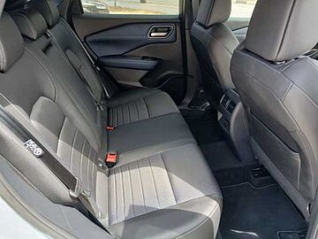 Nissan Qashqai Qashqai MHEV Tekna 2021 Katana Grey (metalizado)