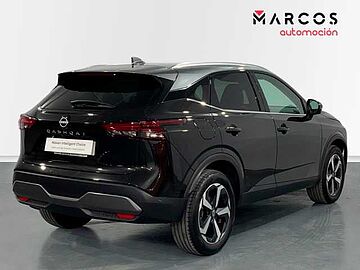 Nissan Qashqai DIG-T 103kW N-Connecta Midnight Black + Skyline Grey