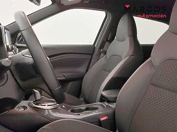 Nissan JUKE 1.6 Hybrid 105kW (145CV) N-Connecta DIAM. SILVER + MIDNIGHT BLACK