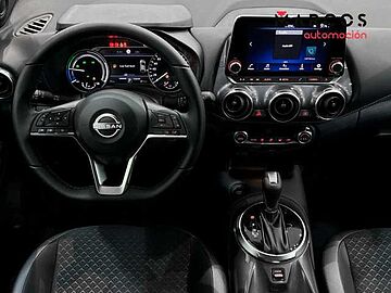 Nissan JUKE 1.6 Hybrid 105kW (145CV) N-Connecta Lunar White + Midnight Black