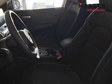 Nissan Qashqai DIG-T 103kW (140CV) mHEV 4x2 Acenta SKYLINE GREY