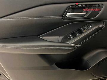 Nissan Qashqai DIG-T 116kW Xtronic N-Connecta NEGRO ZAINO