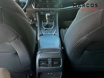 Nissan Qashqai DIG-T 103kW N-Connecta Sapporo White