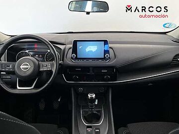 Nissan Qashqai DIG-T 103kW (140CV) mHEV 4x2 Acenta BLANCO EVEREST (SOLIDO) NEGRO