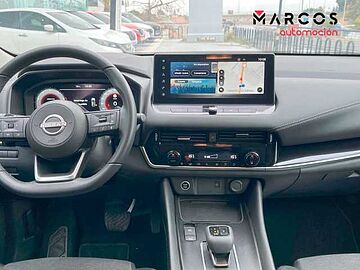 Nissan Qashqai DIG-T 116kW Xtronic N-Connecta Midnight Black + Skyline Grey