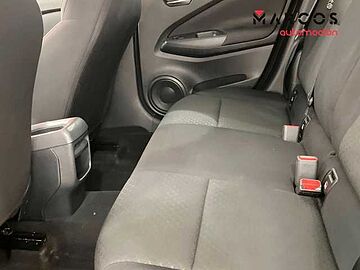 Nissan JUKE DIG-T 84 kW (114 CV) 6M/T Acenta Sapporo White