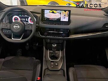 Nissan Qashqai DIG-T 116kW (158CV) mHEV 4x2 Tekna Lunar White + Midnight Black