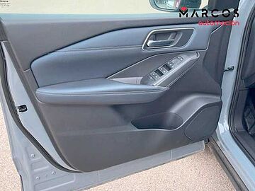 Nissan Qashqai DIG-T 116kW mHEV Xtronic Tekna KATANA GREY + MIDNIGHT BLACK NEGRO-AZUL