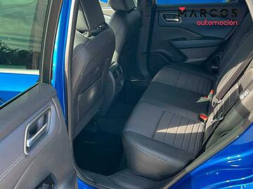 Nissan Qashqai DIG-T 103kW (140CV) mHEV 4x2 Tekna MAGNETIC BLUE + MIDNIGHT BLACK