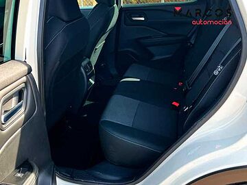 Nissan Qashqai DIG-T 116kW Xtronic N-Connecta WHITE PEAR